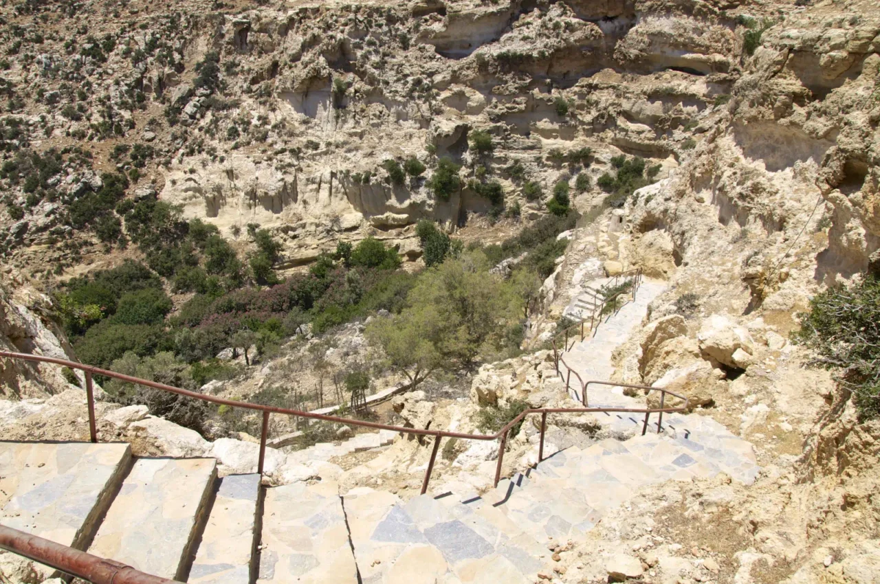 Descending in Martsalo gorge