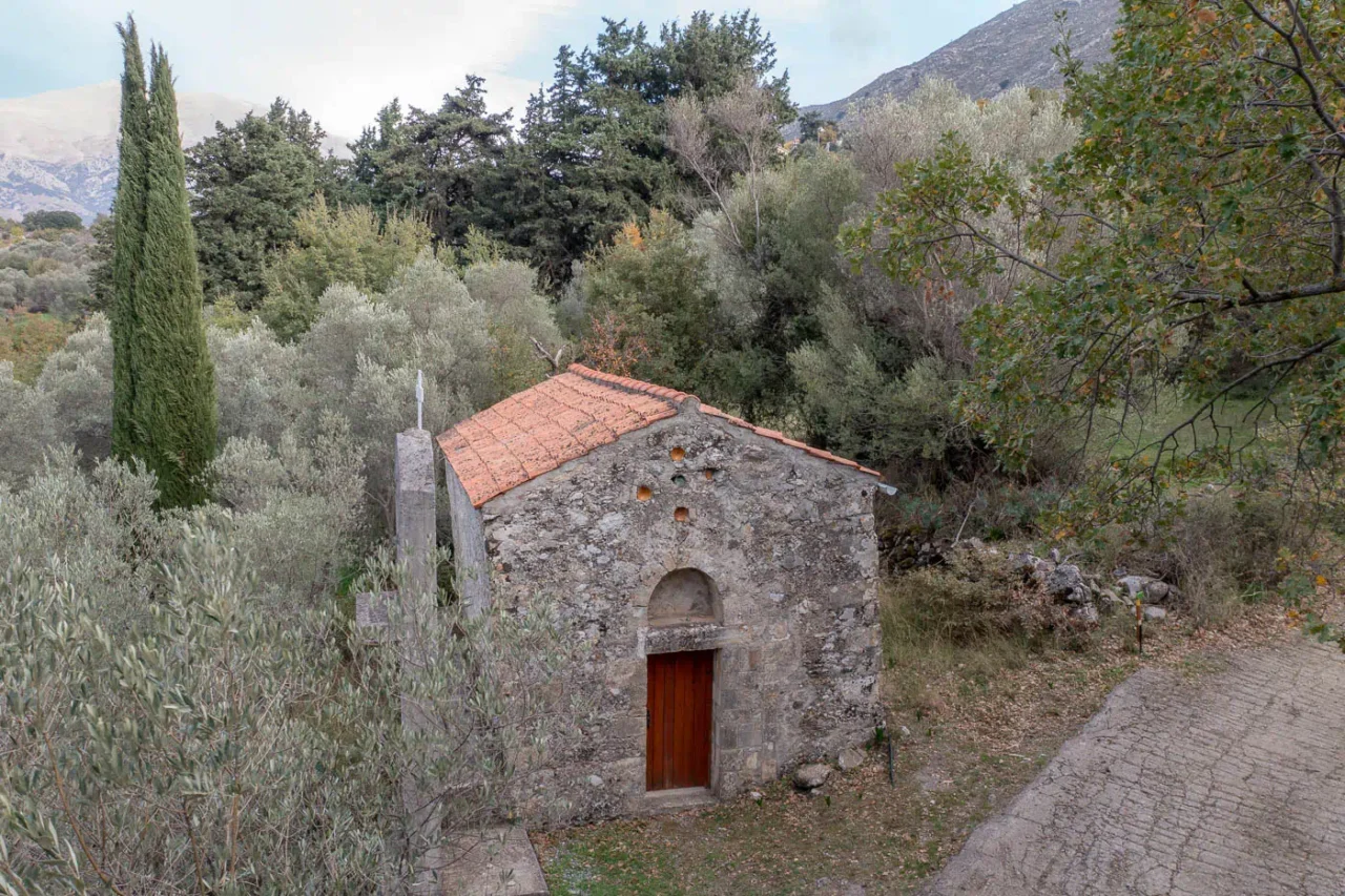 Agioi Theodoroi in Nefs Amari Crete