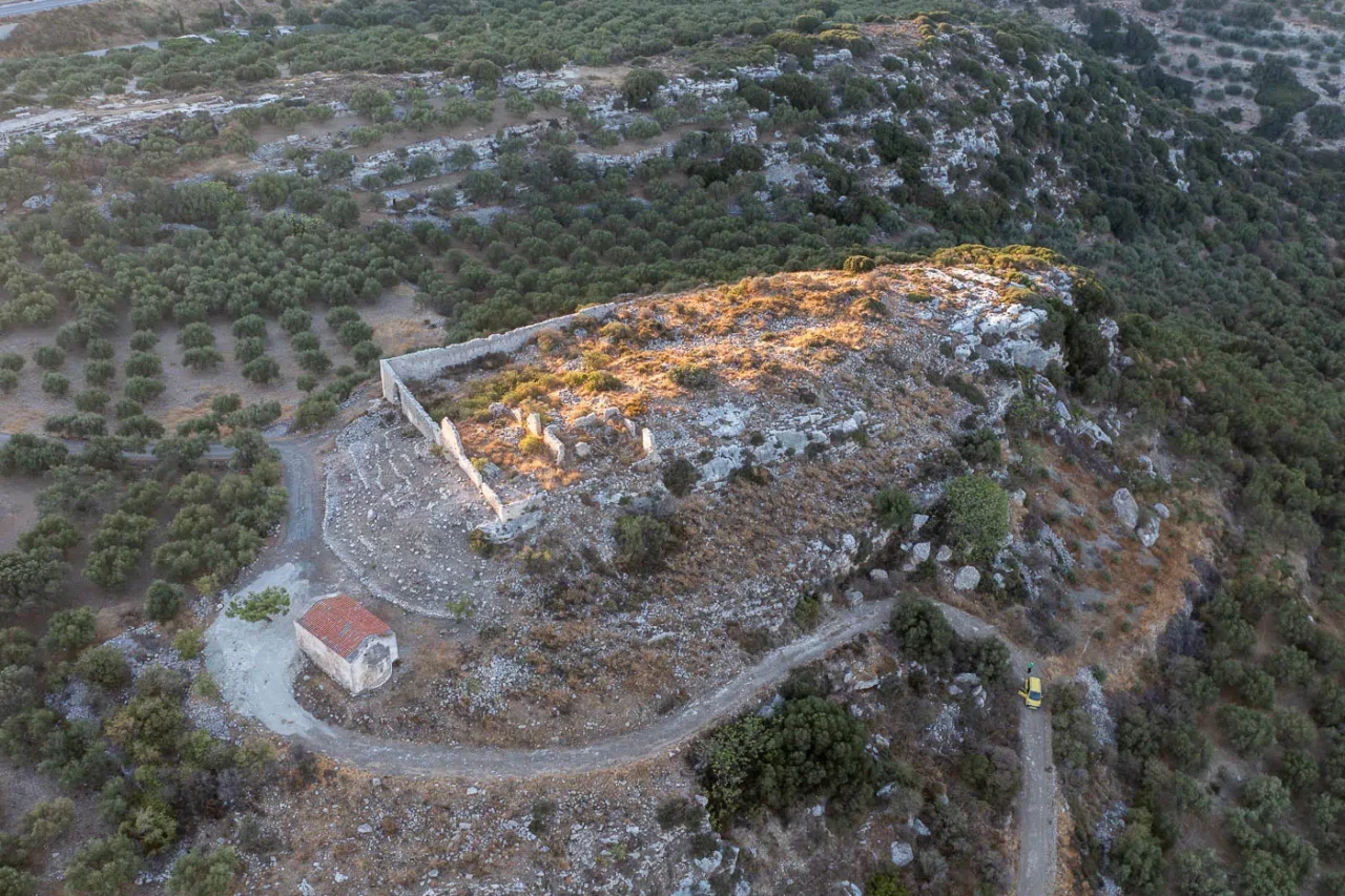 Castel del Corner between Katalagari and Peza in Heraklion Crete