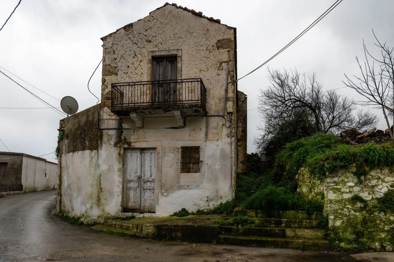 Next to Panagia church in Thronos