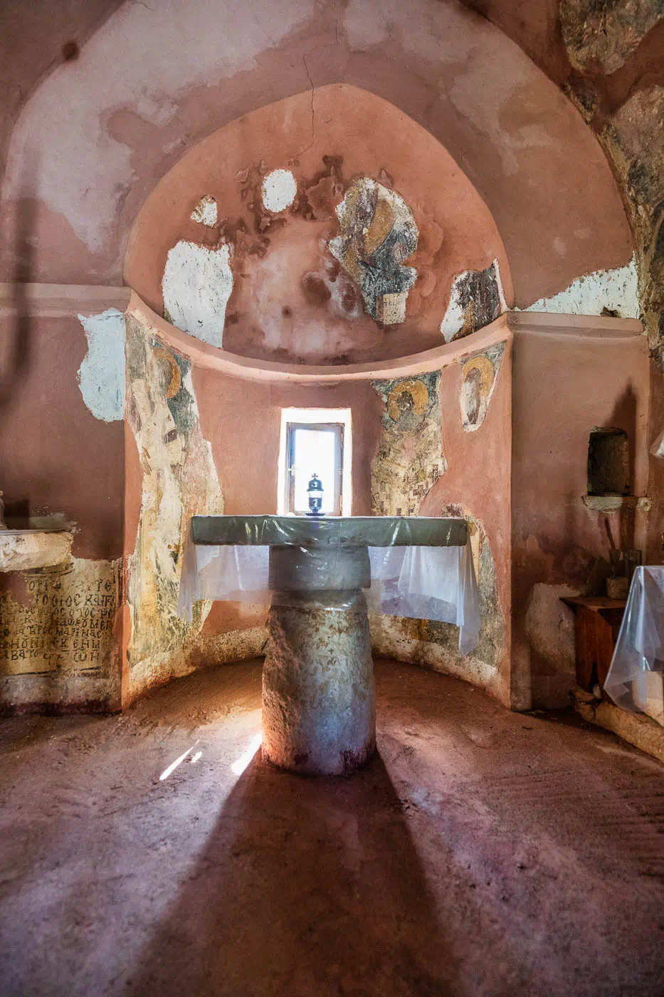 Agia Marina in Kalogerou, interior