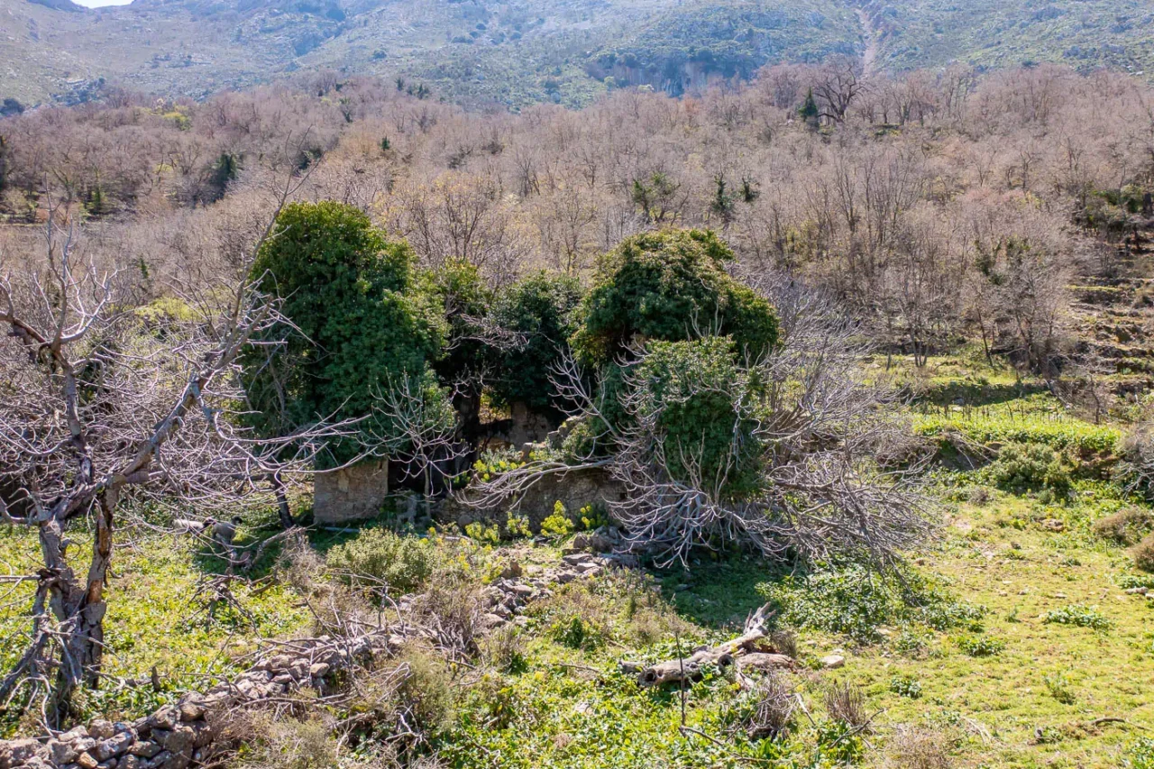 Gourgouthoi abandoned village in Amari Crete