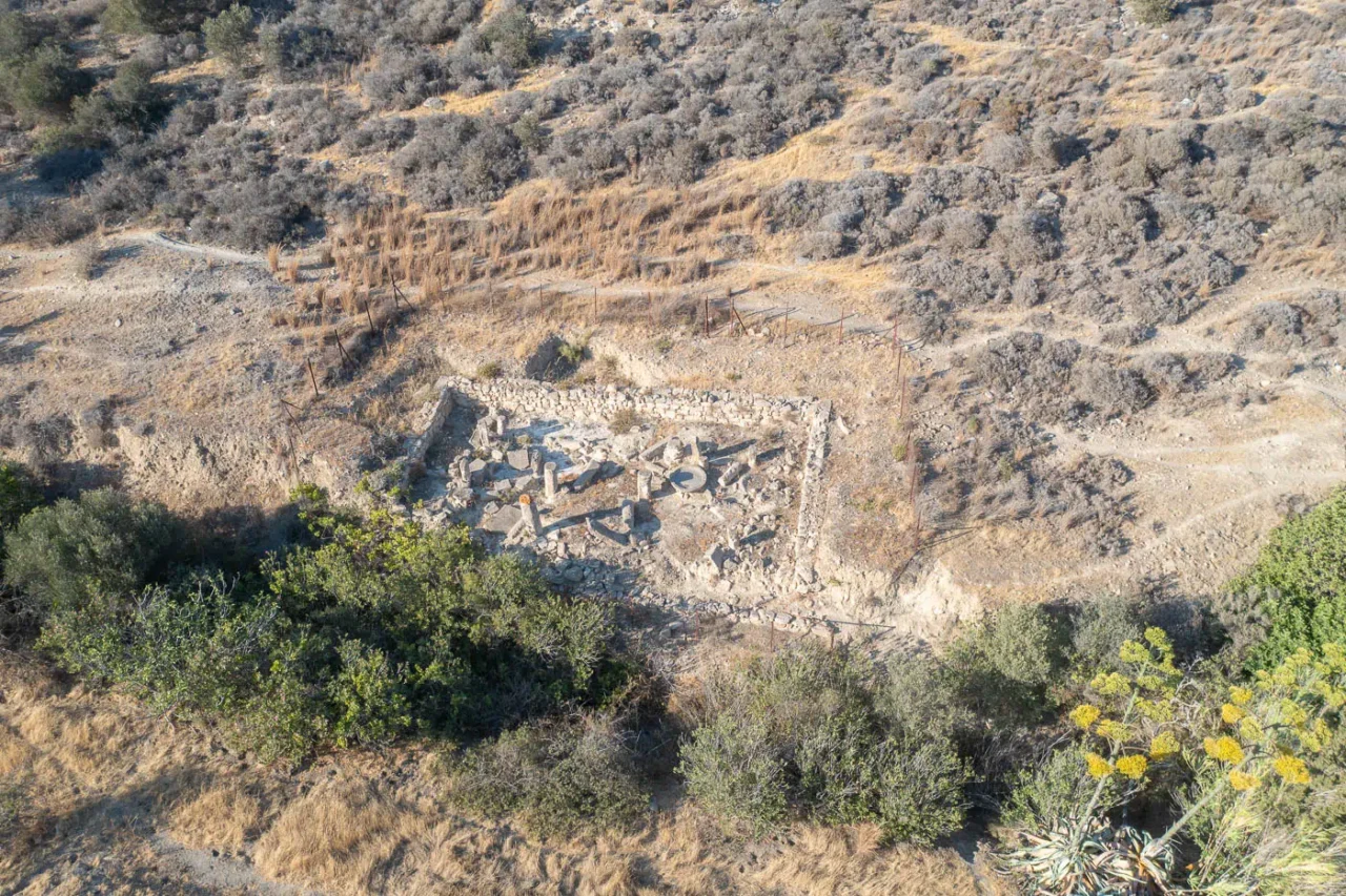 Minoan villa at Kalamaki, between Pitsidia and Kamilari in south Crete