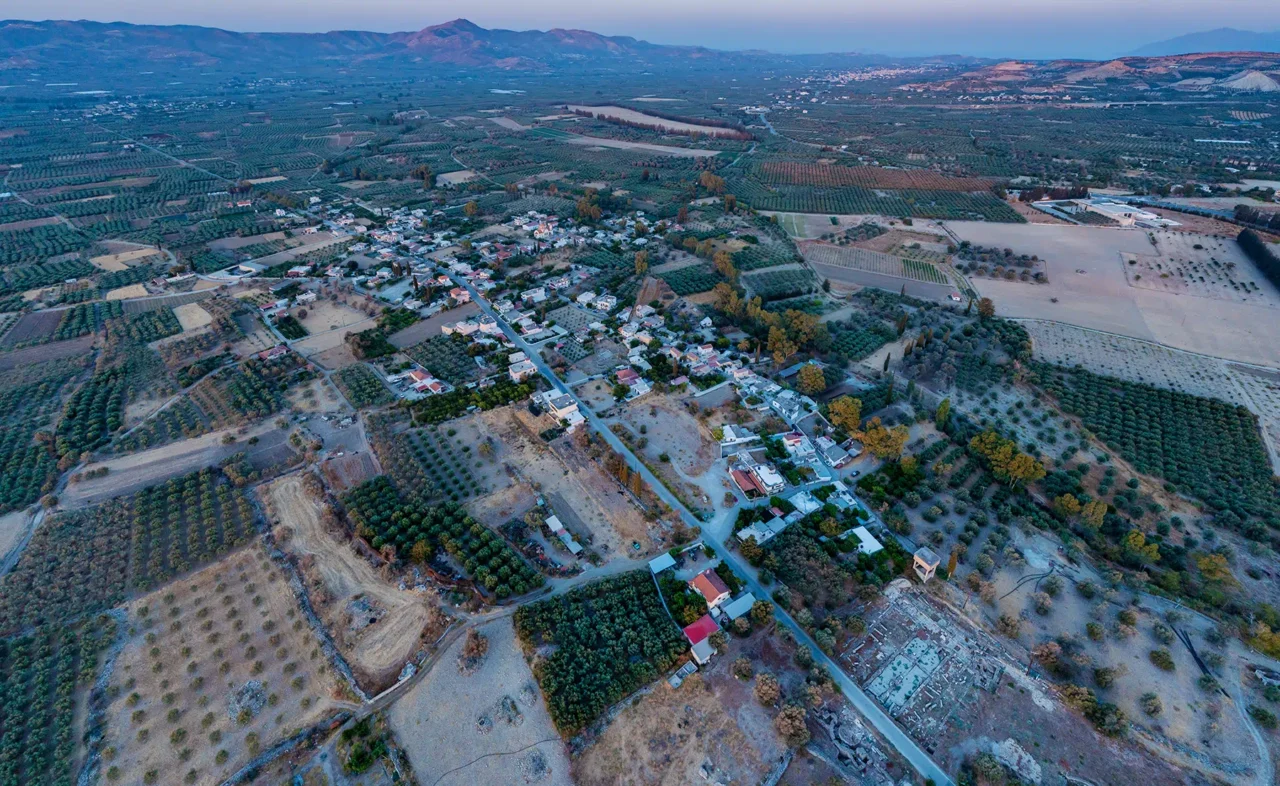 Mitropoli settlement, next to Gortyna in south Crete