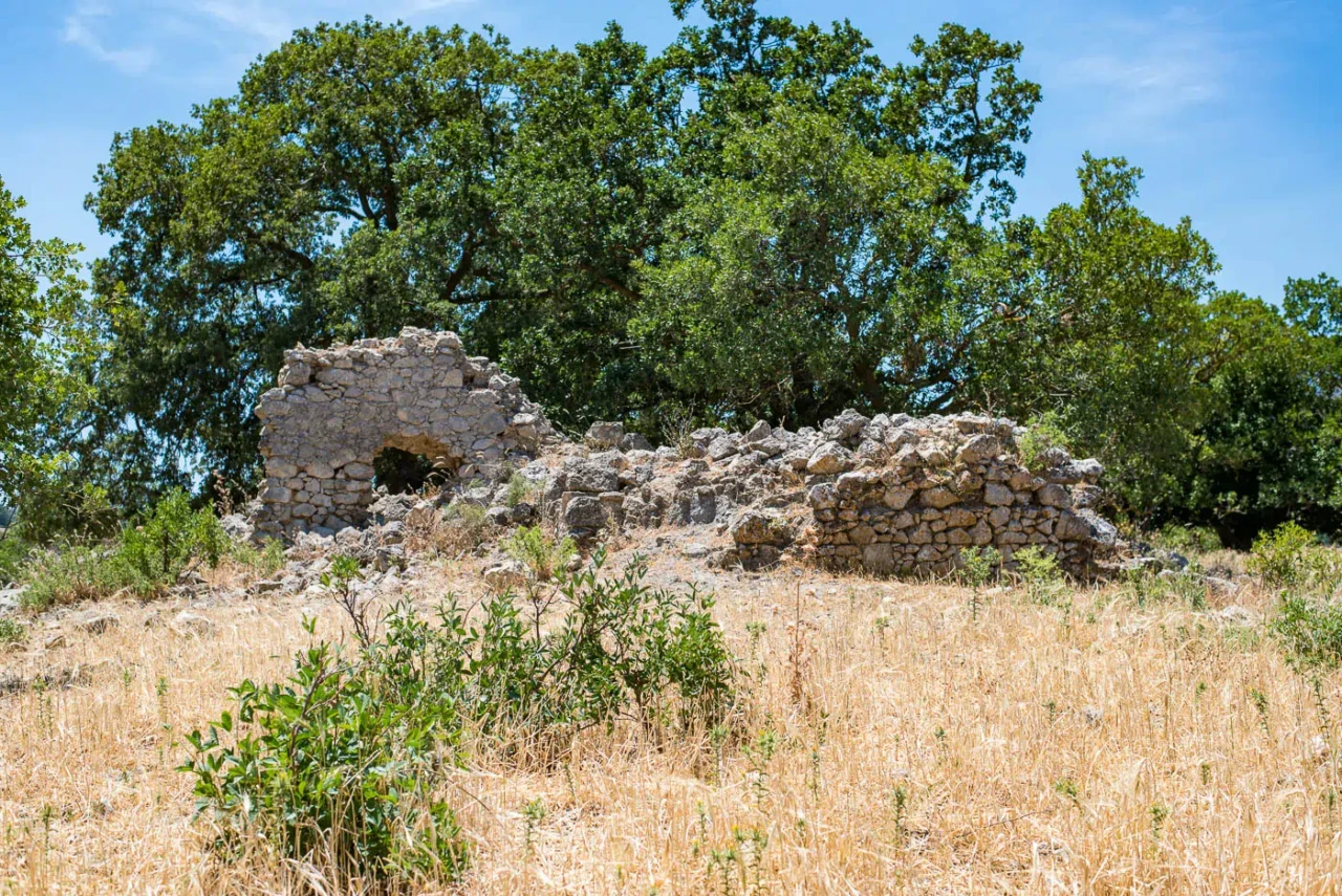 Axenti, abandoned village, between Agios Thomas and Agia Varvara in Heraklion Crete