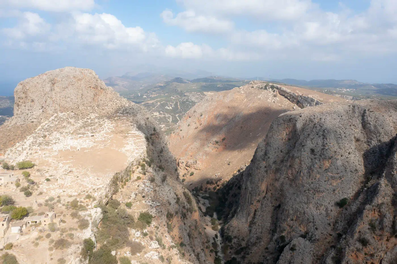 Rokka archaeological site, the gorge next to the city