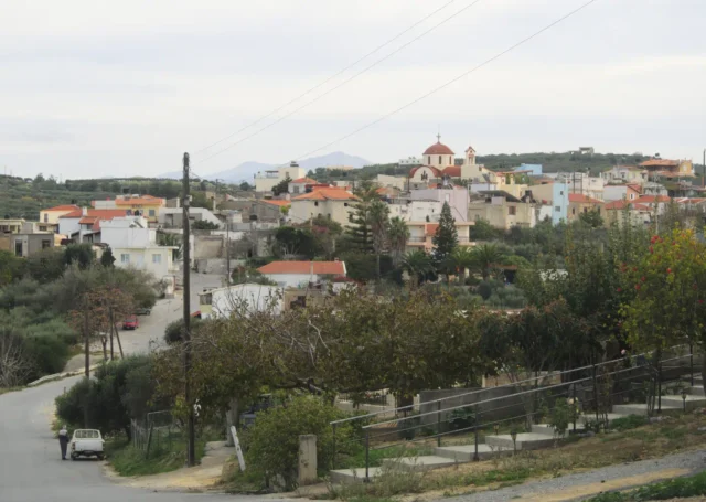 Epano Vatheia, Chersonissos