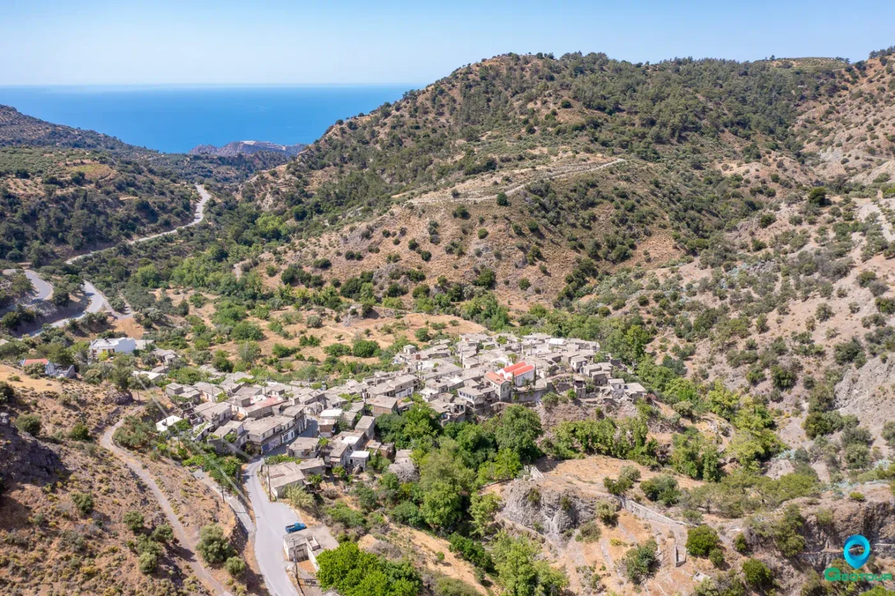 The almost abandoned Kalami settlement near Ano Viannos.